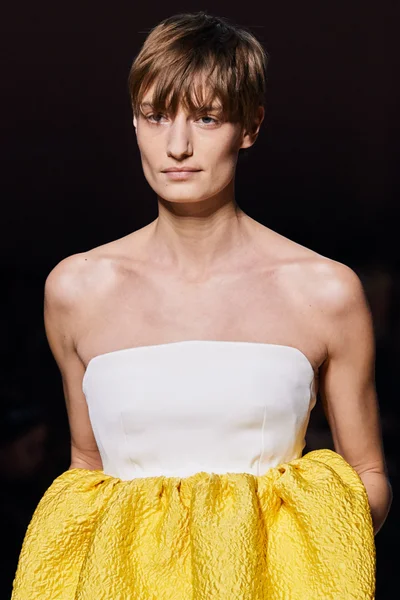 Look 59
